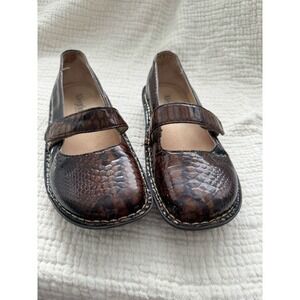 Alegria Patent Leather Mary Janes Tortoise Shell Print Size 38 / US Size 8